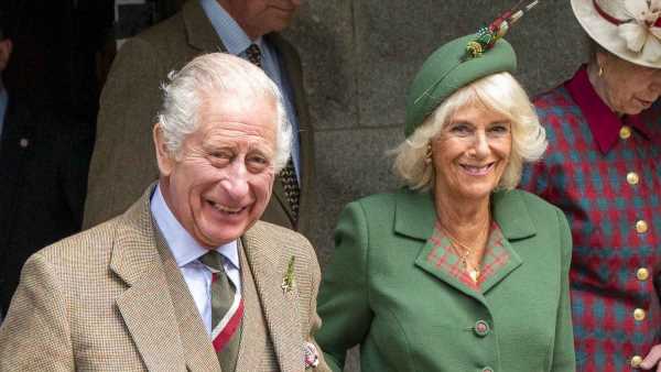 Visite de Charles III et Camilla en France : ont-ils vraiment apporté leurs propres toilettes ?