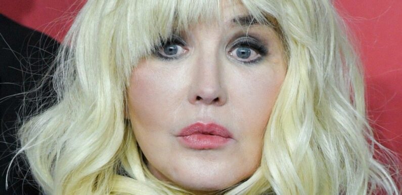 Isabelle Adjani convoquée au tribunal pour fraude fiscale et totalement ruinée ? L’actrice répond enfin !