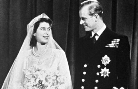 FASHION STORY – La robe de mariée de la reine Elizabeth II