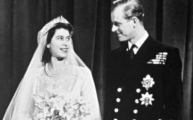 FASHION STORY – La robe de mariée de la reine Elizabeth II