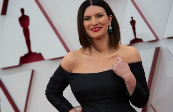 Laura Pausini angoissée à l’idée d’avoir bientôt 50 ans : “Je déteste vieillir”