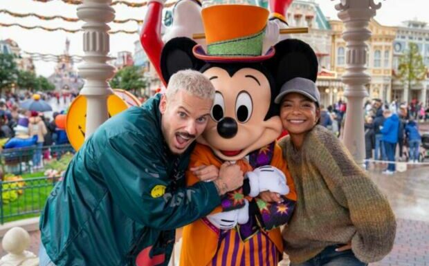 PHOTOS – Karine Ferri, Matt Pokora… Défilé de stars à Disneyland Paris pour Halloween