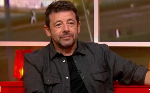 VIDÉO – Patrick Bruel : ces images de ses fans déchaînées qu’il n’a pas appréciées : “C’était très réducteur”