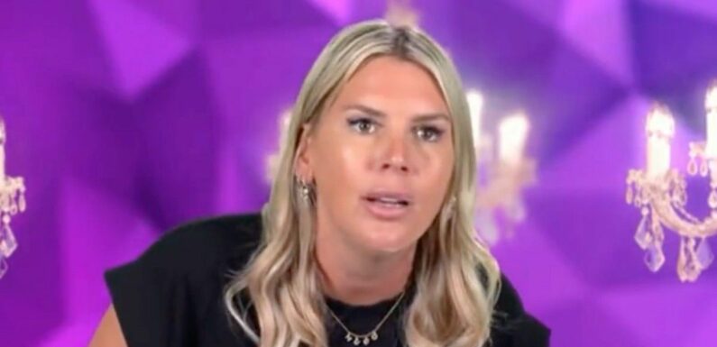 "Tu es une pourriture", Amélie Neten fracasse le fils de Benjamin Castaldi et menace de lui en "foutre une"