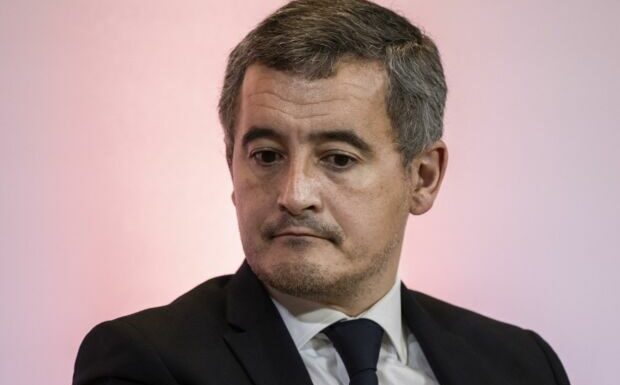 « Une part d’amateurisme » : Gérald Darmanin, cette négligence qui lui coûte cher