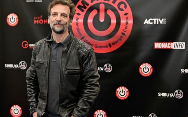 VIDÉO – “J’ai fait le con” : 3 mois après, Mathieu Kassovitz évoque son grave accident de moto et donne de ses nouvelles